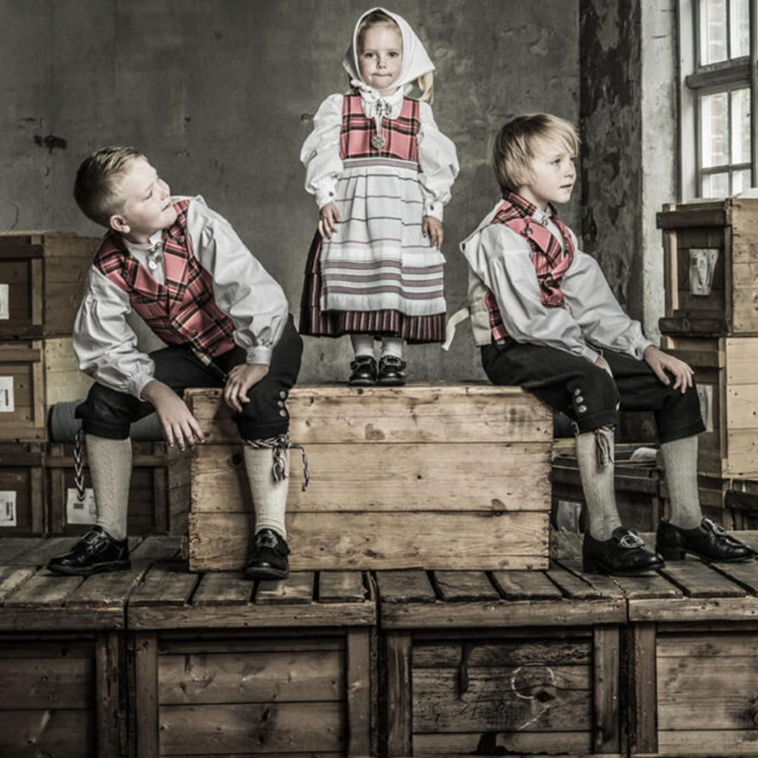 gu_barn-i-ullbunad_1080x1080.jpg